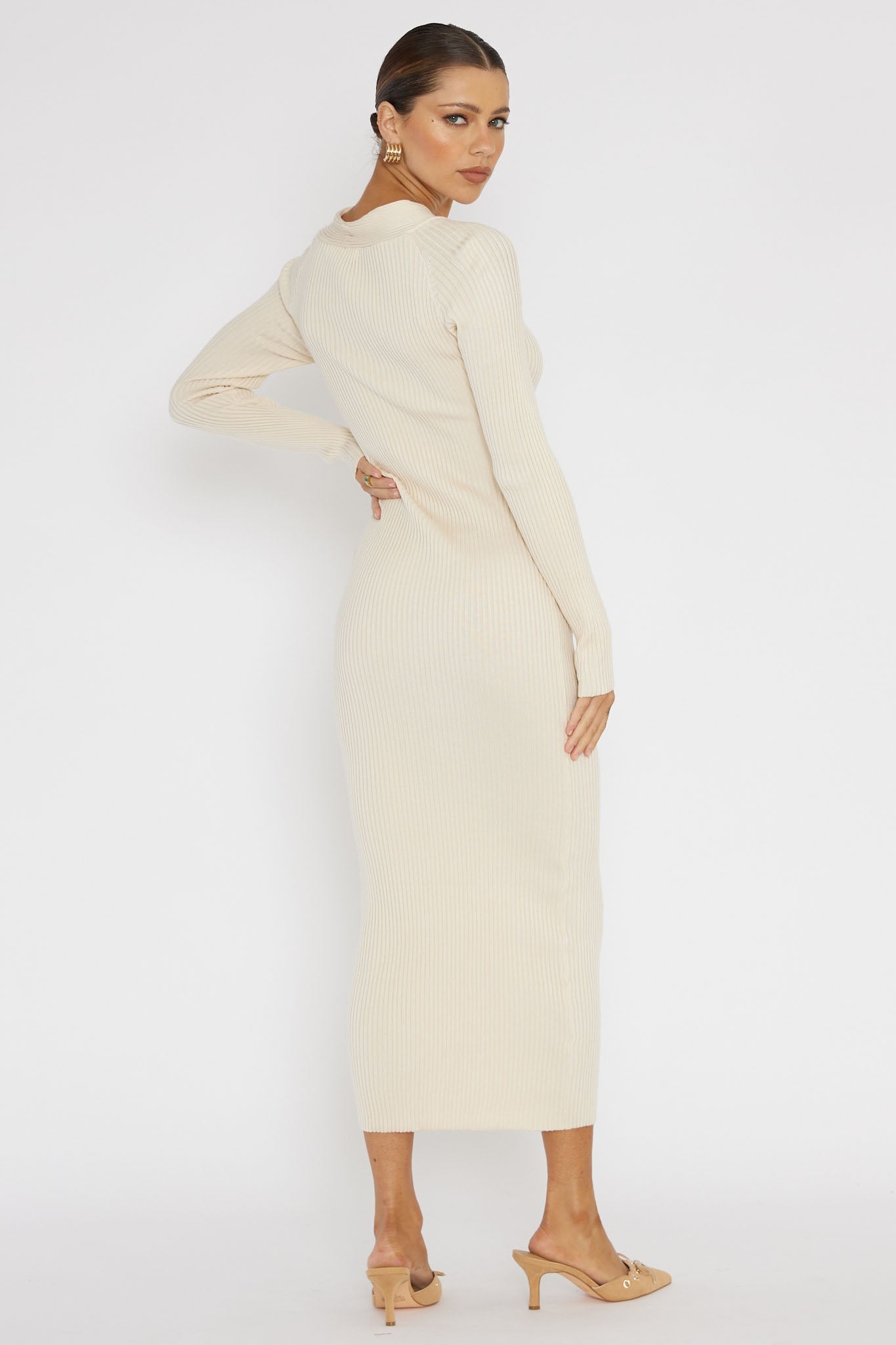 One Mind Cut-Out Neckline Knit Midi Dress Cream