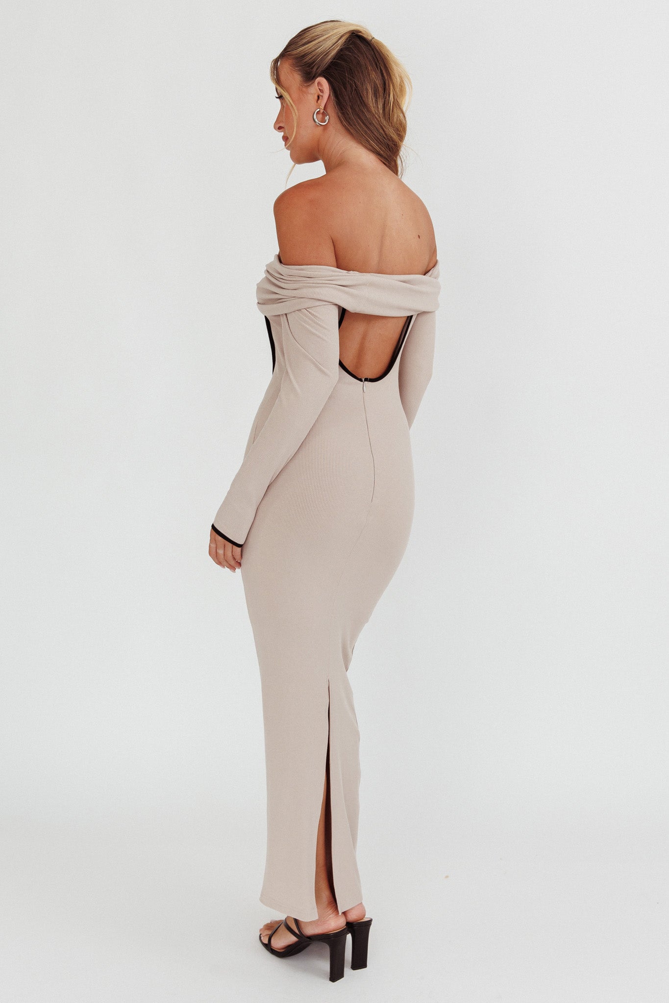 Genesis Off-Shoulder Long Sleeve Maxi Dress Pebble